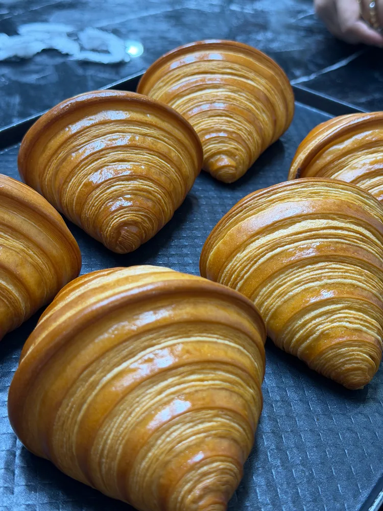 Croissant · Mẫu 3
