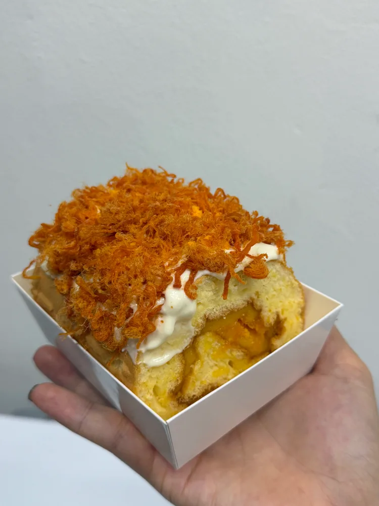 Bông lan cuộn · Mẫu 3