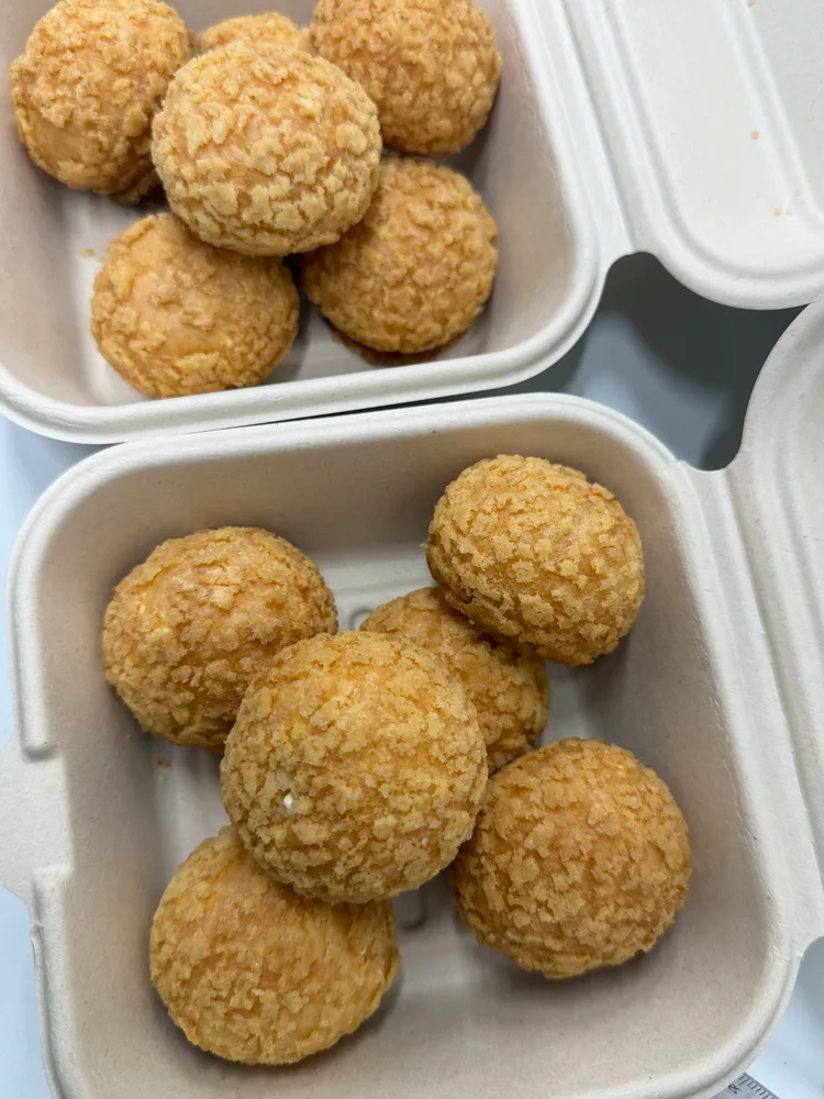 Su kem vỏ giòn · Mẫu 3 · Hộp 6 bánh