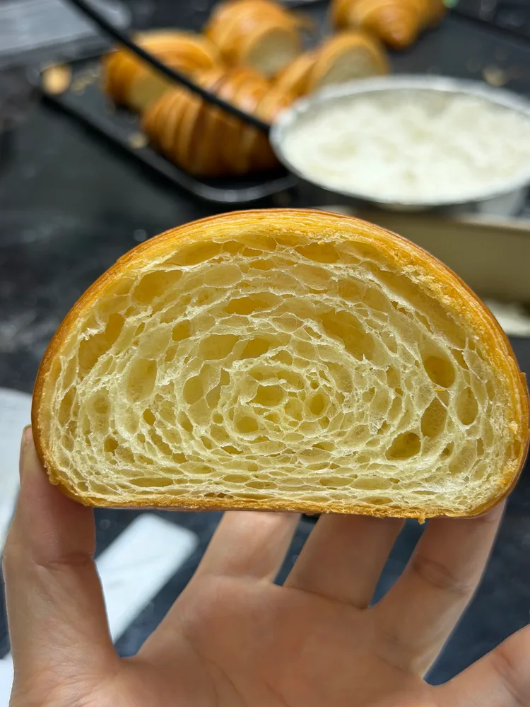 Croissant · Mẫu 2